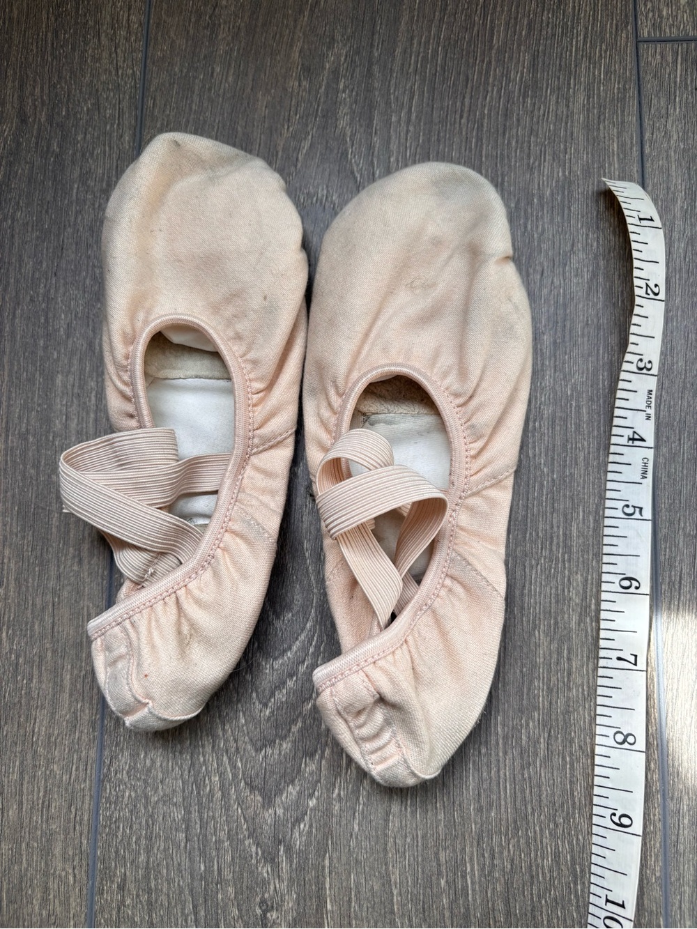 Kids Ballet Slippers in Light Pink - Elastic Cross-Strap